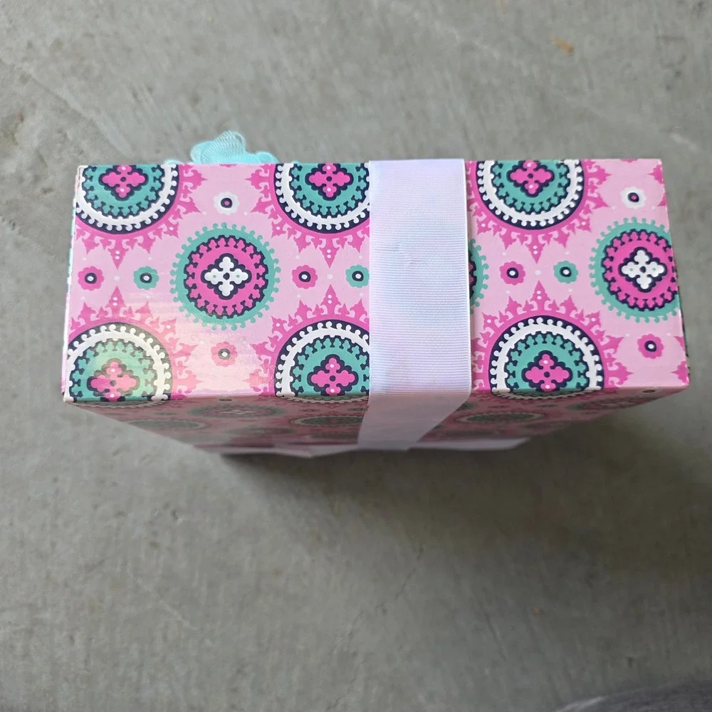 Deluxe Plush 3-Piece‎ Spa Set Pink Paisley Bath Wrap Hair Towel Loofah NIB